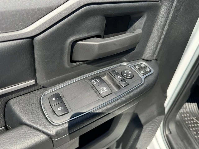 2024 Ram 2500 - Image 17 of 21