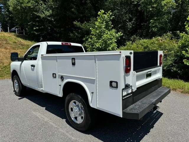 2024 Ram 2500 - Image 11 of 21