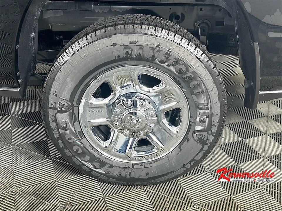 2024 Ram 2500 - Image 17 of 21