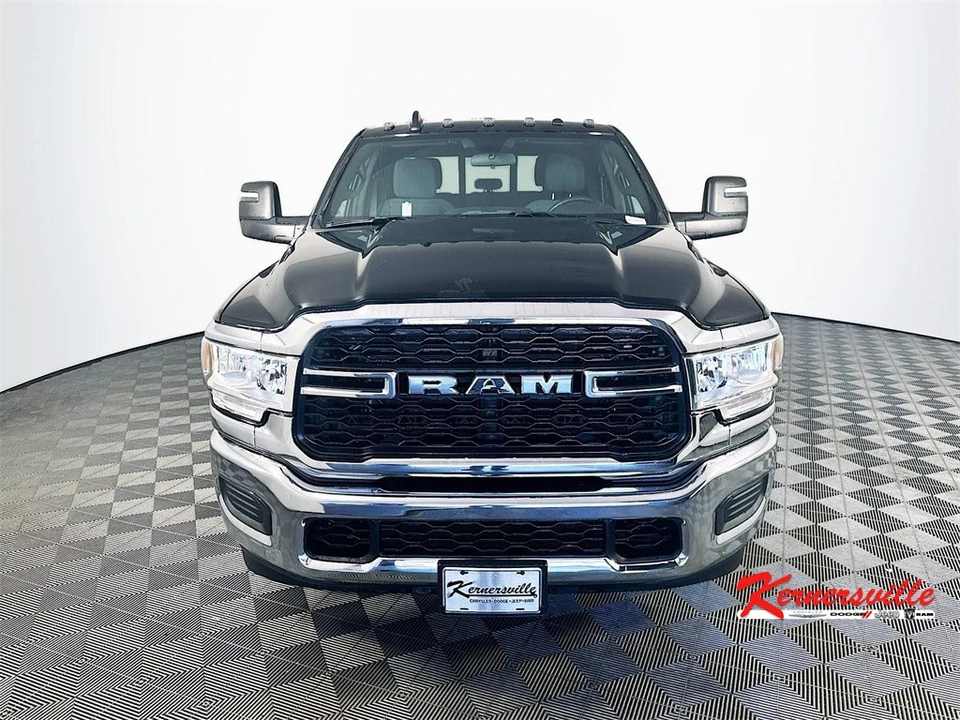 2024 Ram 2500 - Image 2 of 12