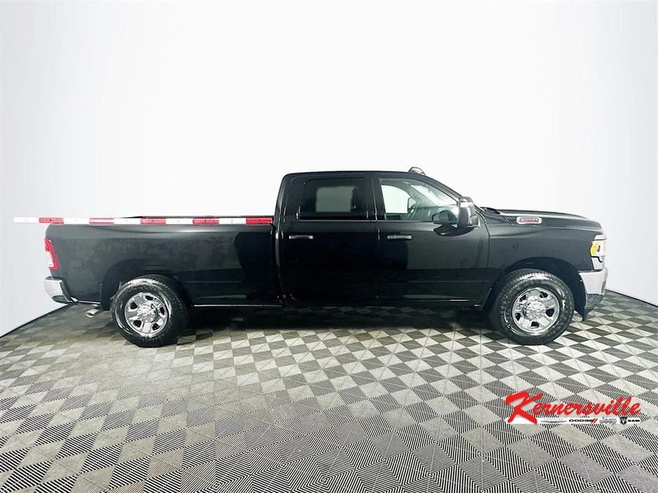 2024 Ram 2500 - Image 8 of 12