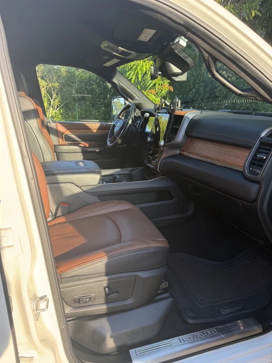 2024 Ram 3500 - Image 7 of 17