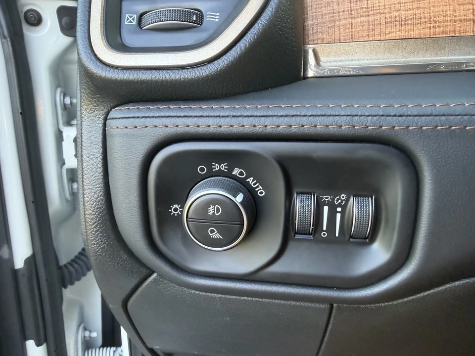 2024 Ram 3500 - Image 9 of 17