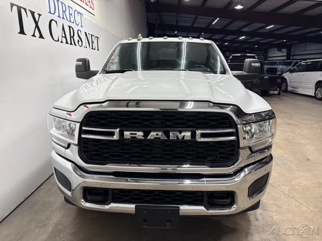 2024 Ram 3500 - Image 13 of 24