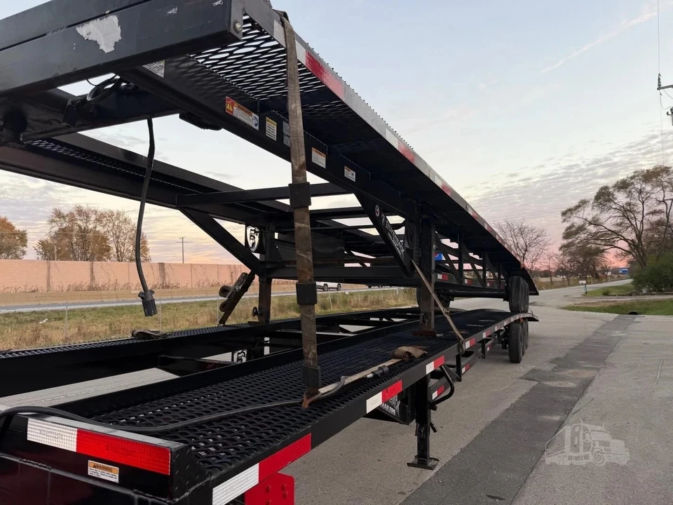 2024 Ram 3500 - Image 17 of 18