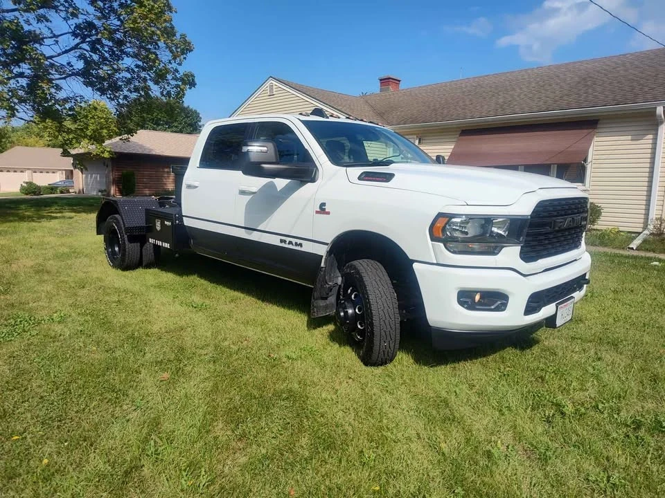 2024 Ram 3500 - Image 3 of 18
