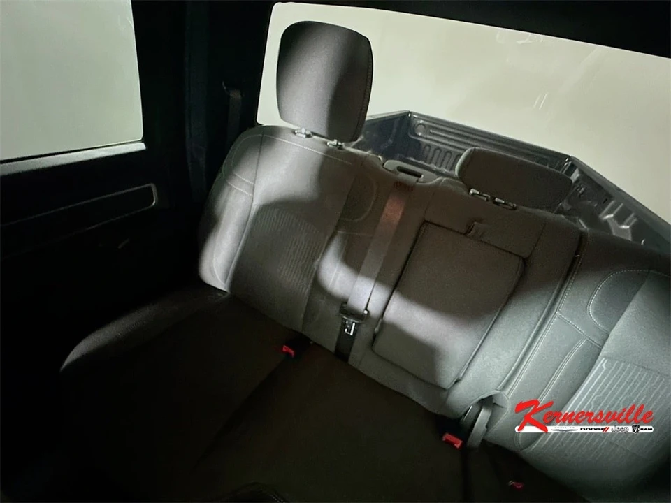 2024 Ram 3500 - Image 12 of 21