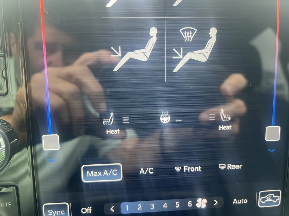 2024 Ram 3500 - Image 30 of 31