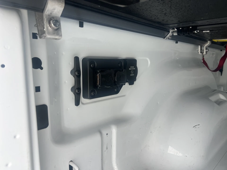 2024 Ram 3500 - Image 14 of 31