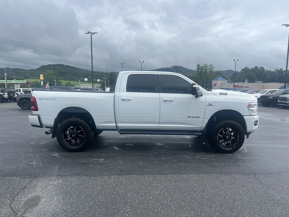 2024 Ram 3500 - Image 4 of 31