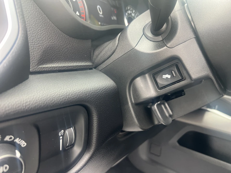 2024 Ram 3500 - Image 27 of 31