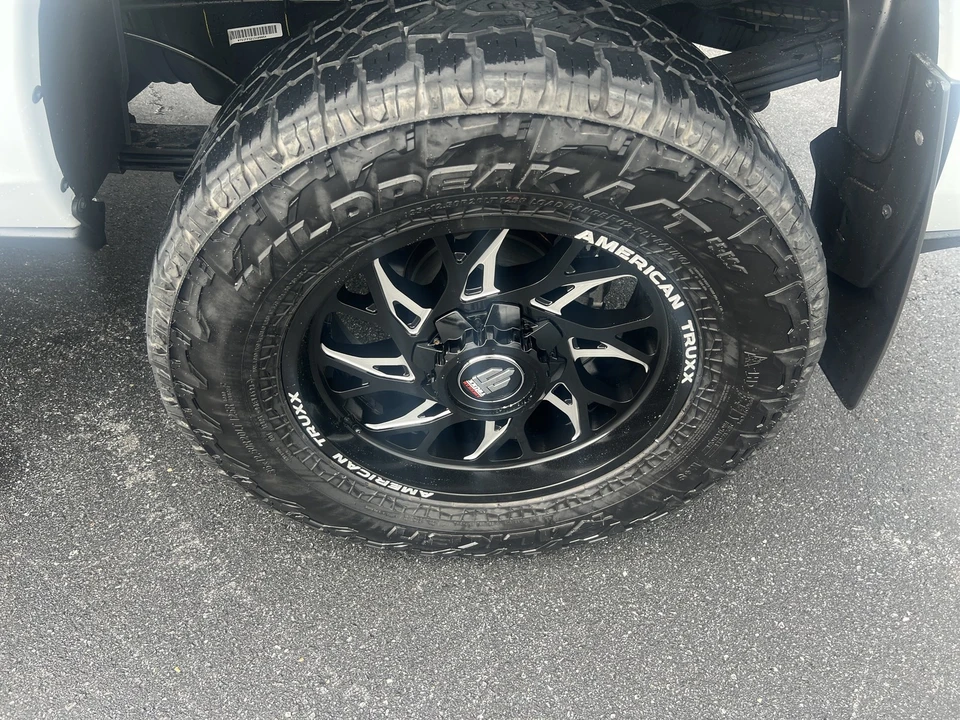 2024 Ram 3500 - Image 16 of 31