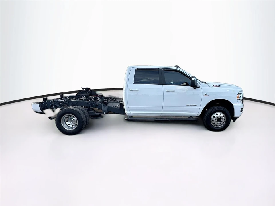 2024 Ram 3500 - Image 8 of 8