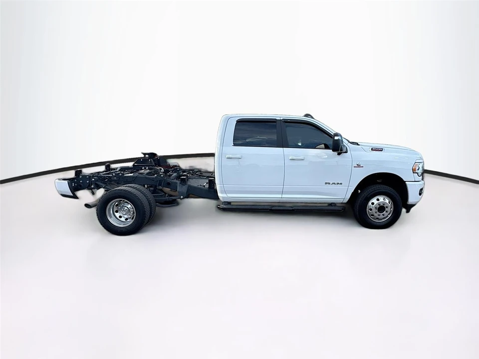 2024 Ram 3500 - Image 8 of 8