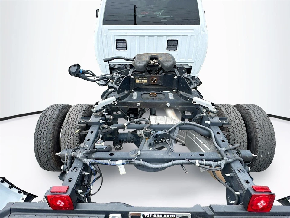2024 Ram 3500 - Image 18 of 21