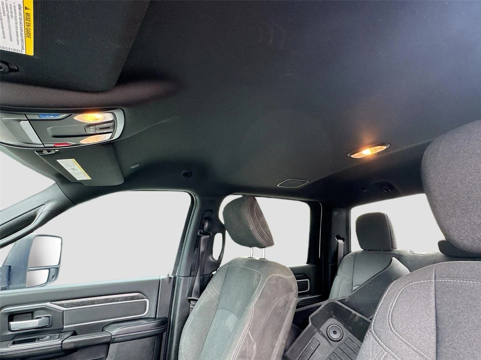 2024 Ram 3500 - Image 16 of 21