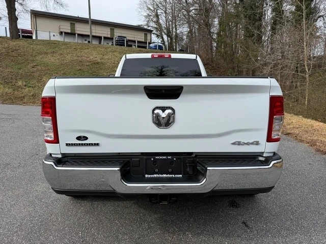 2024 Ram 3500 - Image 7 of 12
