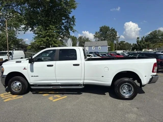 2024 Ram 3500 - Image 8 of 12