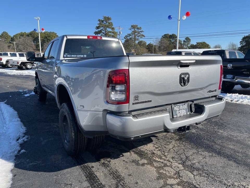 2024 Ram 3500 - Image 7 of 21