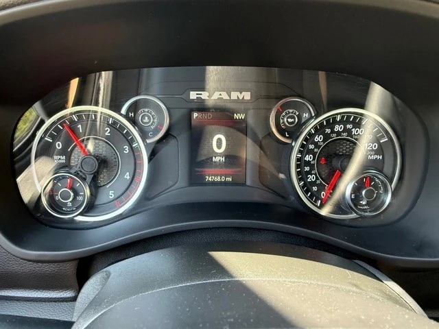 2024 Ram 3500 - Image 20 of 30