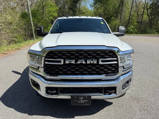 2024 Ram 3500 - Image 3 of 30