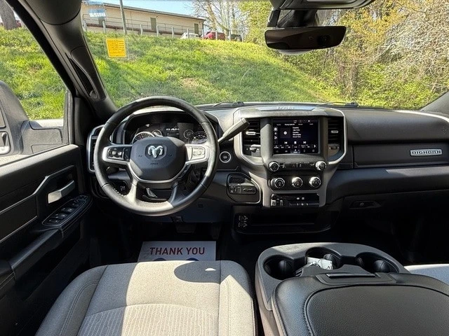 2024 Ram 3500 - Image 12 of 30