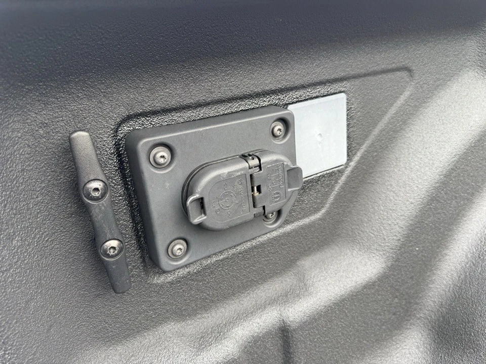 2024 Ram 3500 - Image 11 of 12