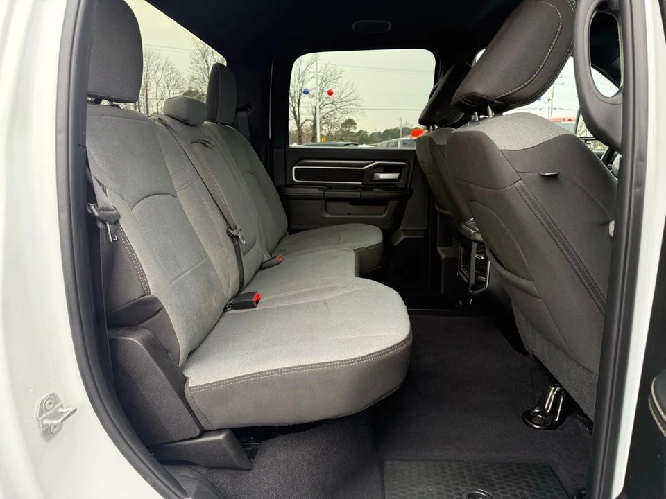 2024 Ram 3500 - Image 12 of 12