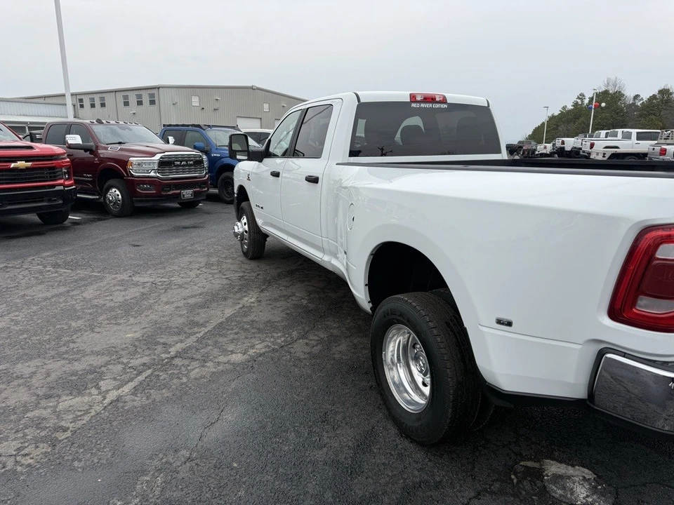 2024 Ram 3500 - Image 6 of 12