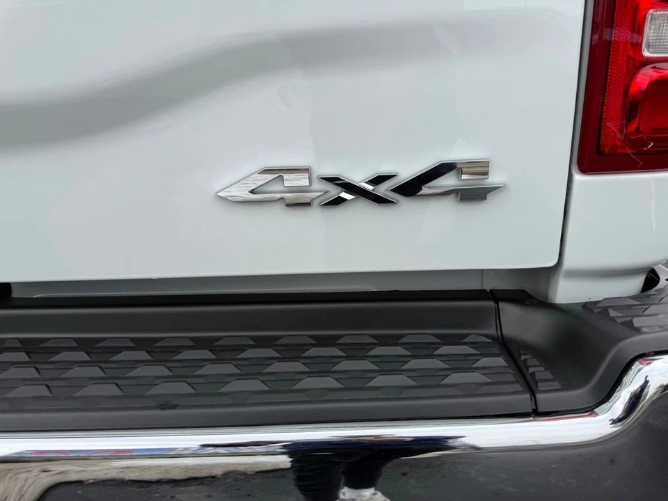 2024 Ram 3500 - Image 8 of 12