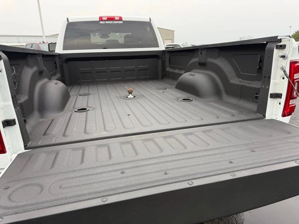 2024 Ram 3500 - Image 10 of 12