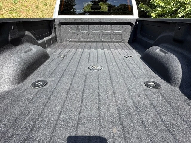 2024 Ram Heavy Duty - Image 9 of 31