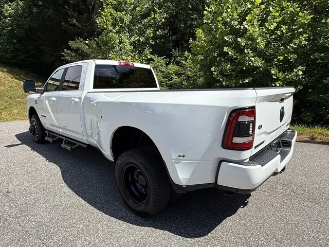 2024 Ram Heavy Duty - Image 10 of 31