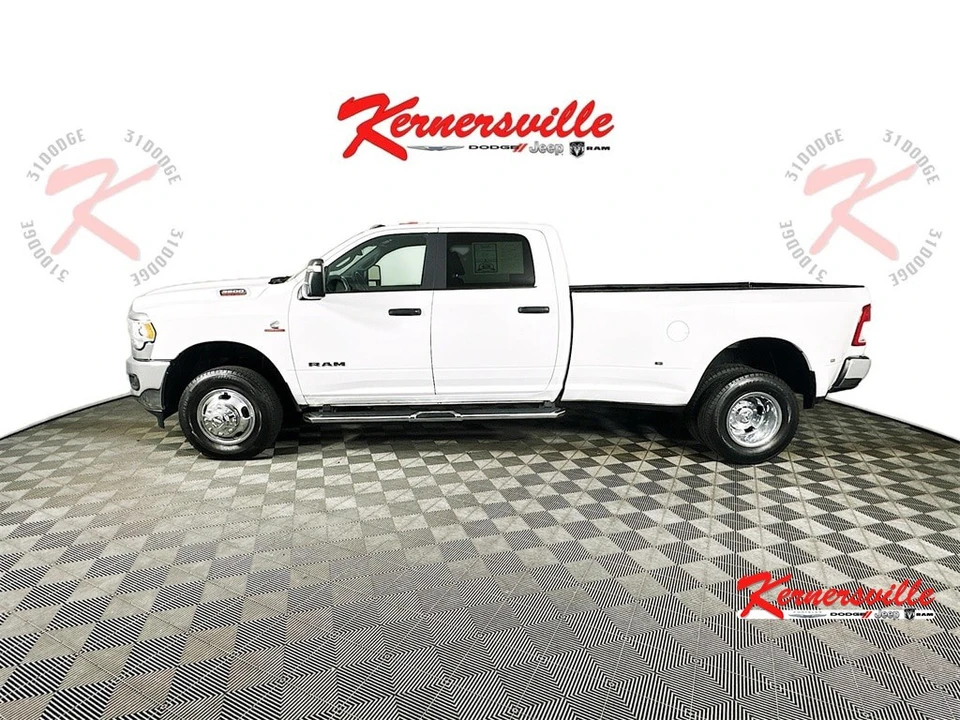 2024 Ram 3500 - Image 4 of 12