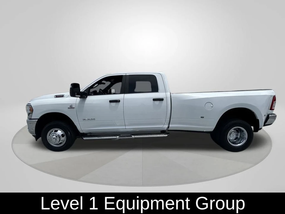 2024 Ram 3500 - Image 4 of 12