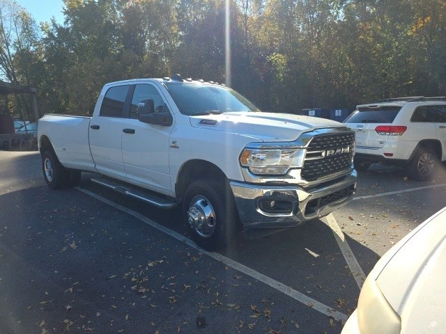 2024 Ram 3500 - Image 3 of 12