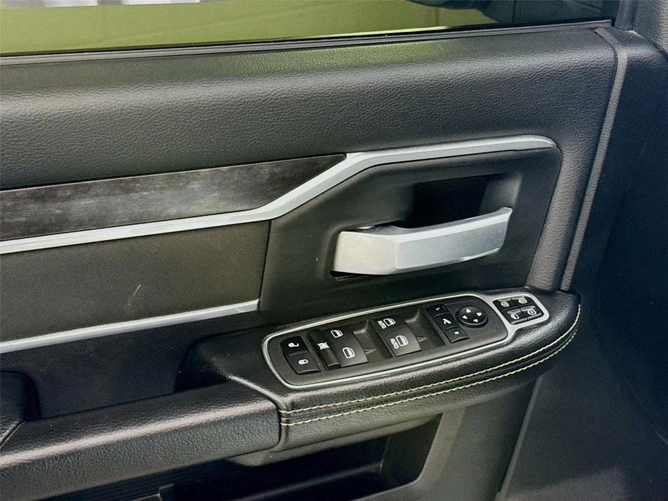 2024 Ram 3500 - Image 16 of 21