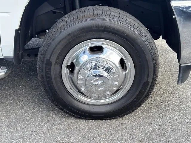 2024 Ram 3500 - Image 9 of 12