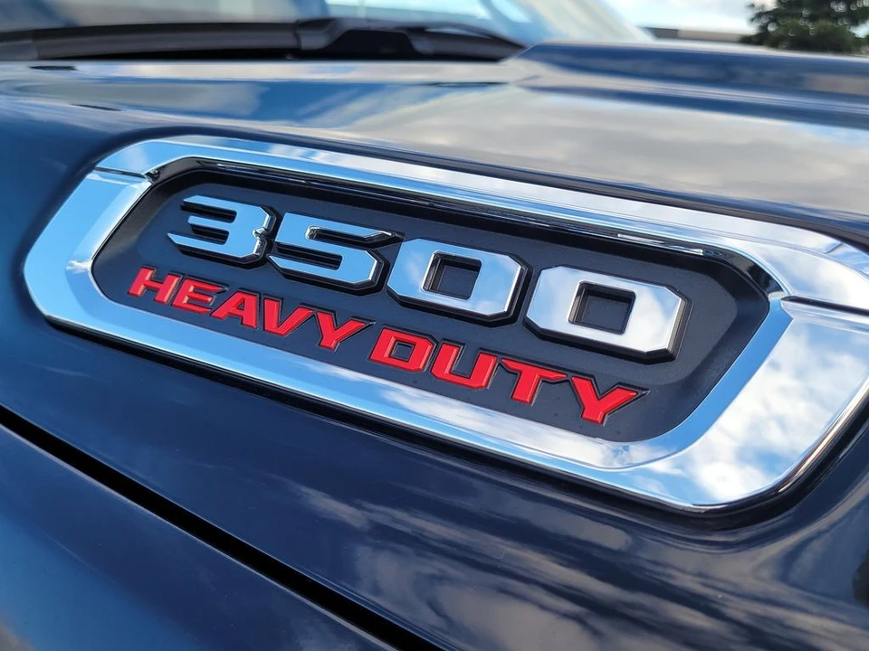 2024 Ram 3500 - Image 7 of 12