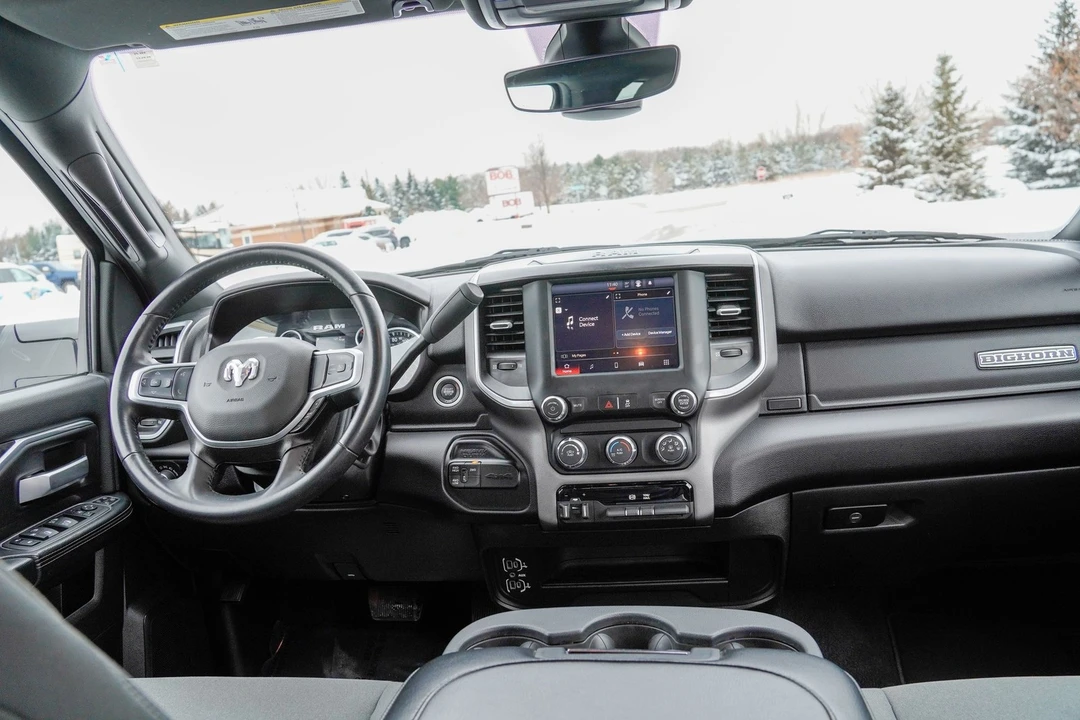 2024 Ram 3500 - Image 11 of 12
