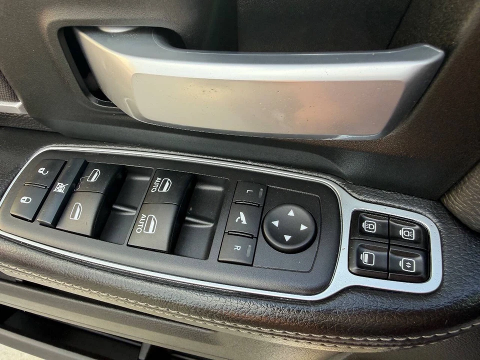 2024 Ram 3500 - Image 8 of 21