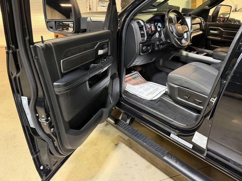 2024 Ram 3500 - Image 19 of 21