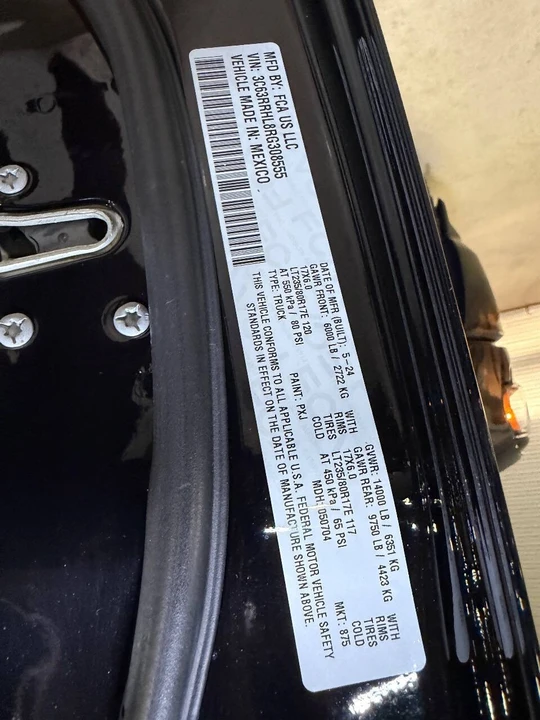 2024 Ram 3500 - Image 21 of 21