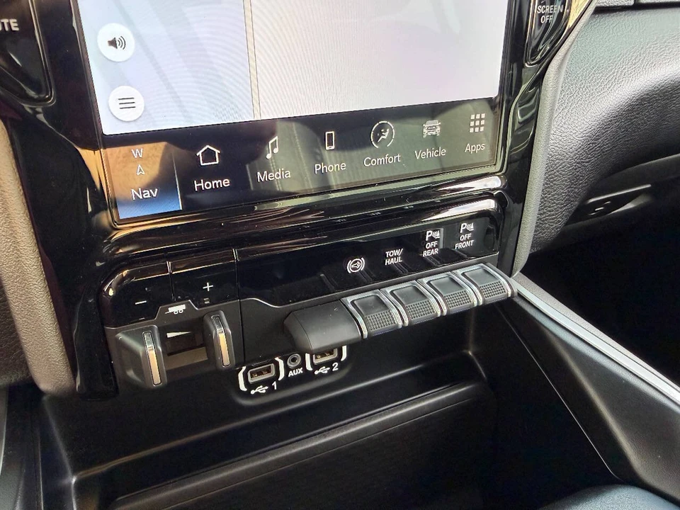2024 Ram 3500 - Image 12 of 12