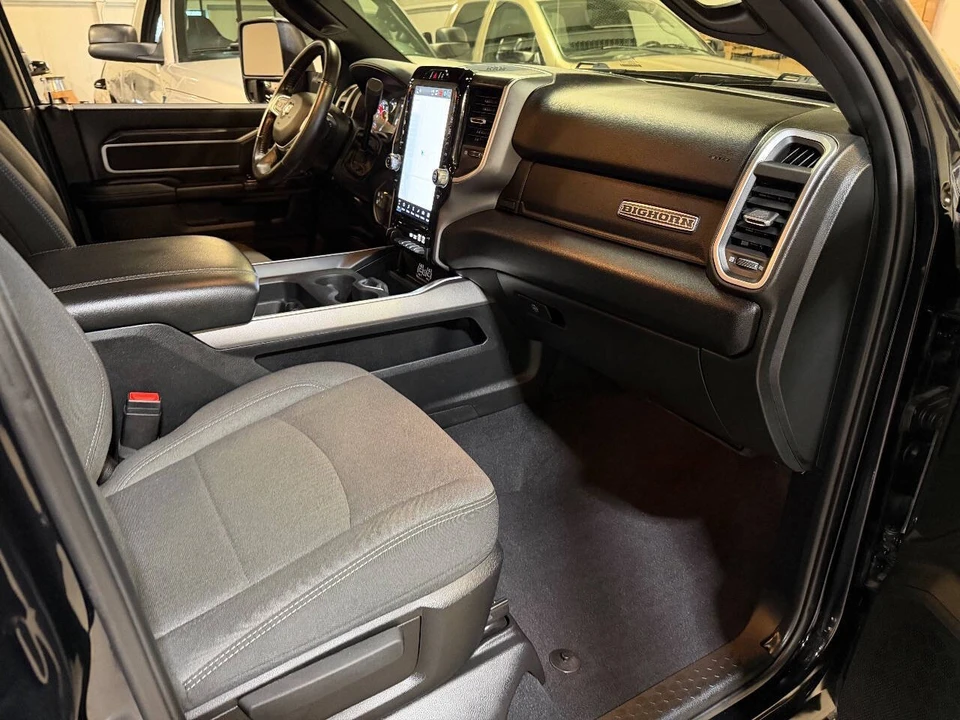 2024 Ram 3500 - Image 8 of 12