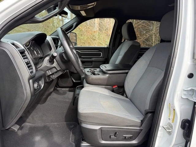 2024 Ram 3500 - Image 12 of 12