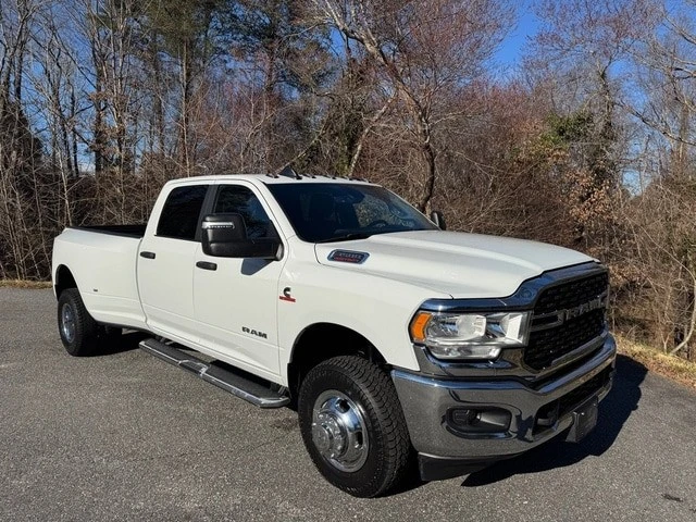 2024 Ram 3500 - Image 4 of 21
