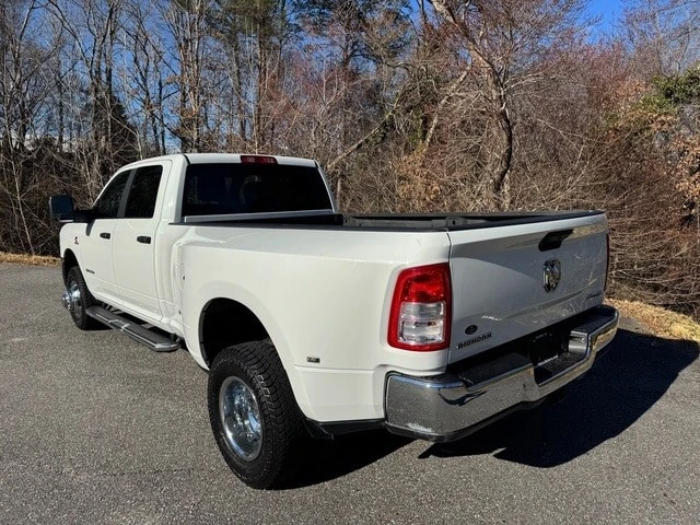 2024 Ram 3500 - Image 9 of 21