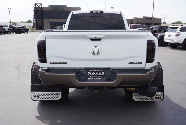 2024 Ram 3500 - Image 11 of 31