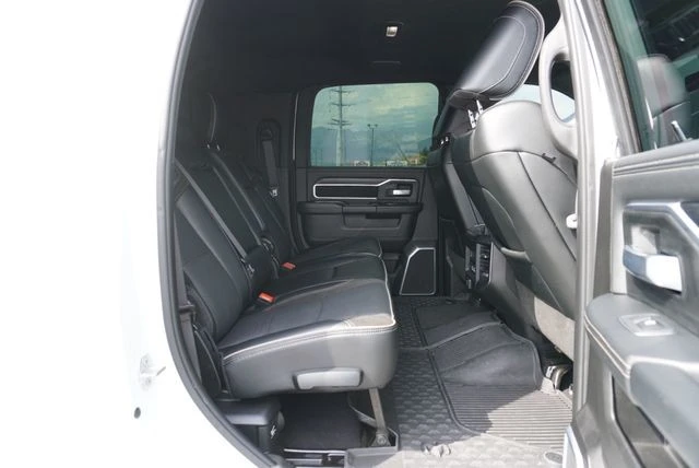 2024 Ram 3500 - Image 27 of 31
